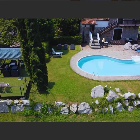 Tinello San Urbano Bed & Breakfast 3*